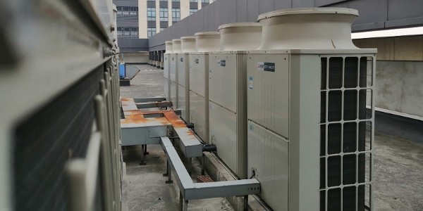 10匹中央空調多少錢？