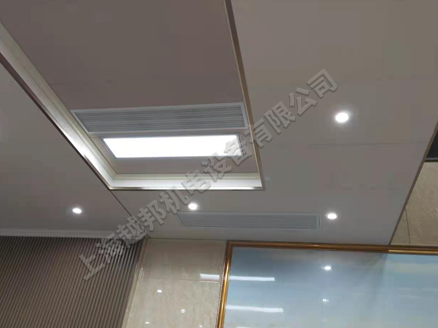 鴻緣電子美的中央空調安裝工程