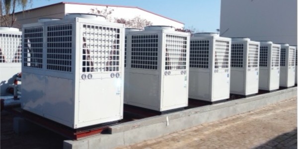 空氣能熱水器廣泛應用于各大院校 影響其選購價格的因素有哪些？