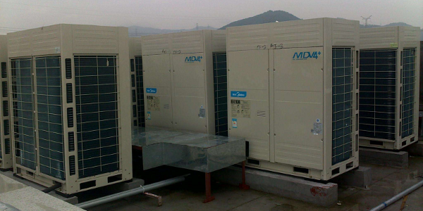 大型中央空調為什么要定期清洗